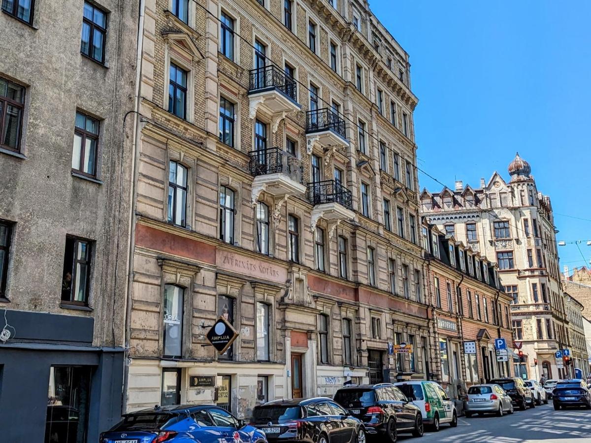 Perfectly Central Apartment 5 Min To Old Town & Art Noveau. Riga Extérieur photo